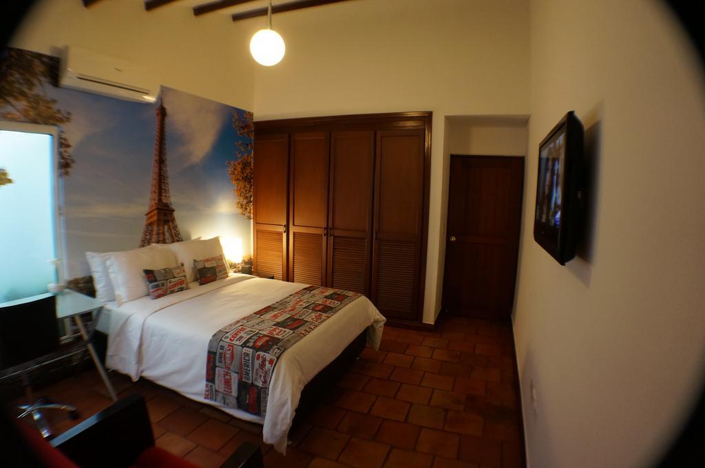 Urban Hotel Boutique Менга Экстерьер фото