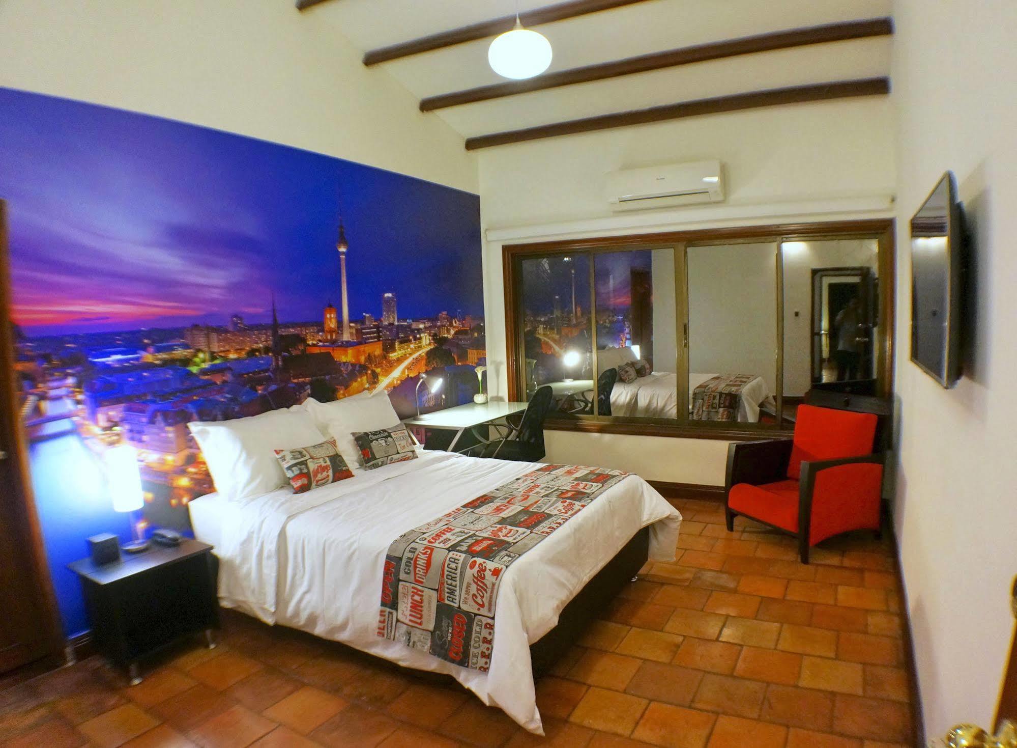 Urban Hotel Boutique Менга Экстерьер фото
