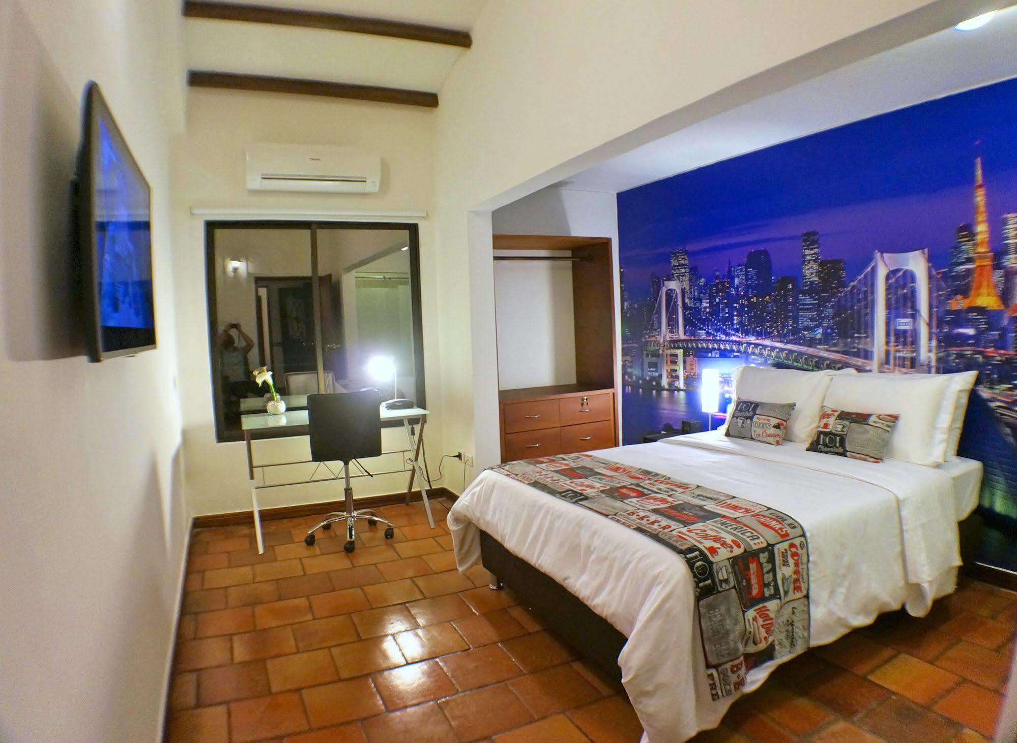 Urban Hotel Boutique Менга Экстерьер фото